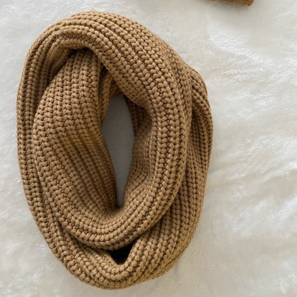 J crew infinity scarf and headband - Picture 2 of 4